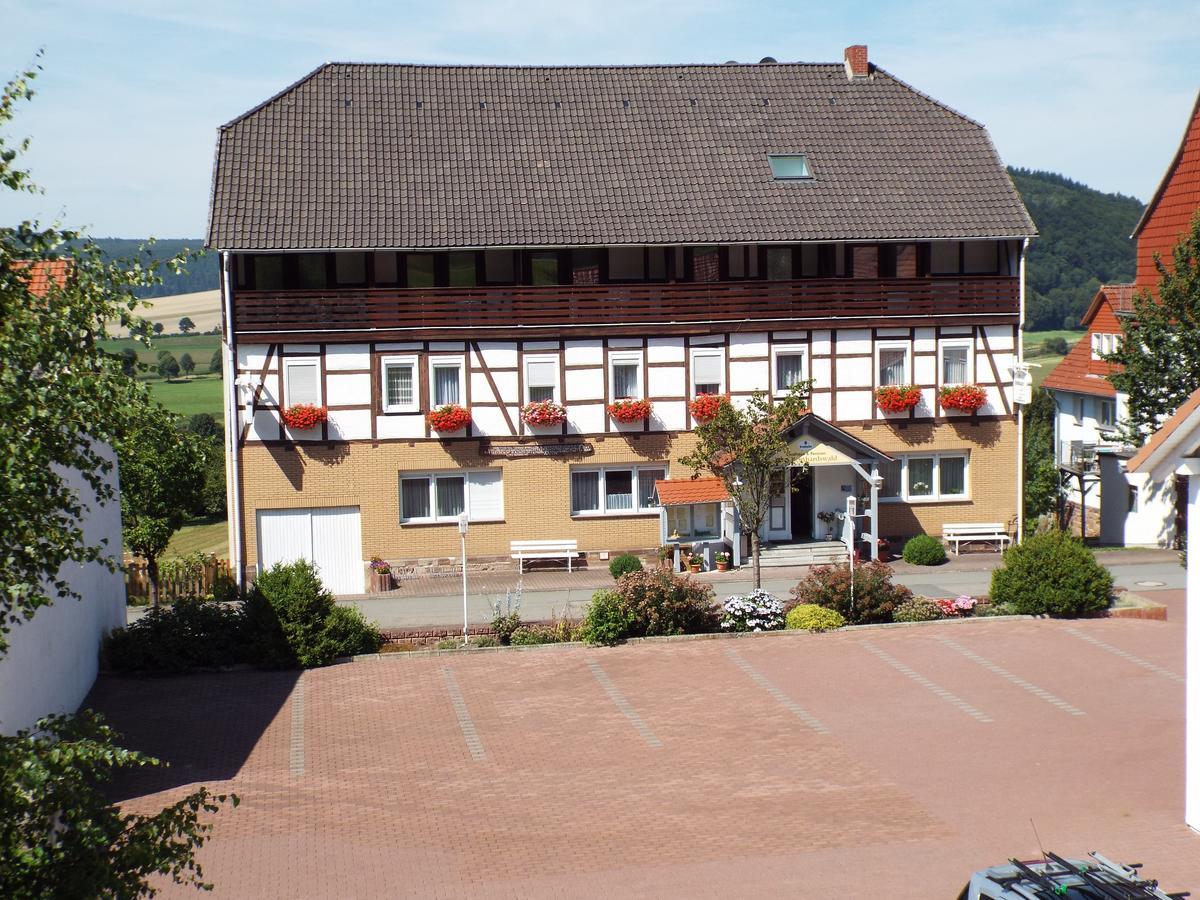 Hotel Garni Zum Reinhardswald Gewissenruh Exterior photo
